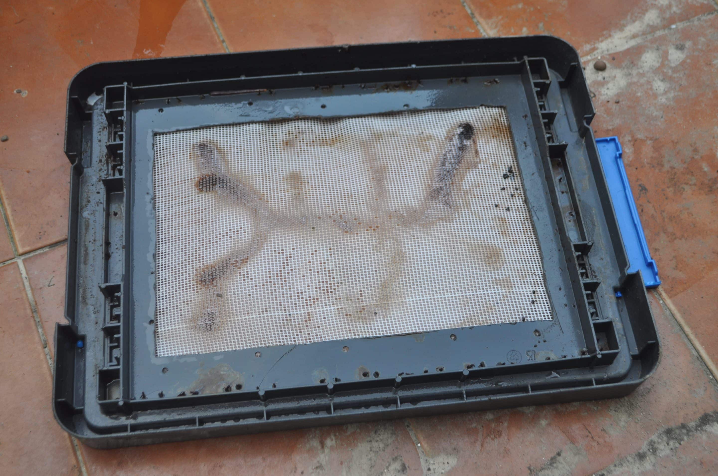 couvercle avec moustiquaire vue de dessous